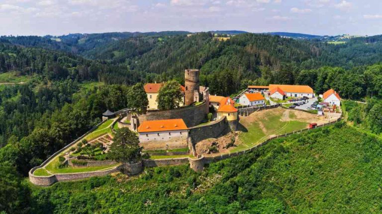 Strašidelný hrad Svojanov
