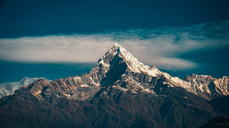 Nejvyšší hory světa fascinují lidstvo svou vznešenou krásou a výzvou