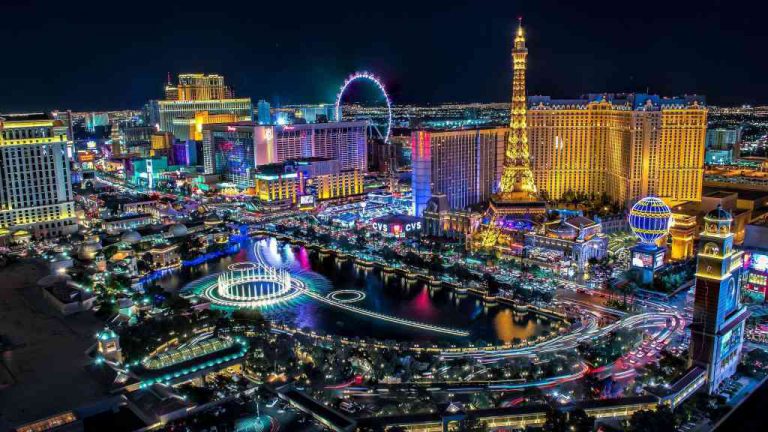 Zář a hazard – Poutavá historie Las Vegas
