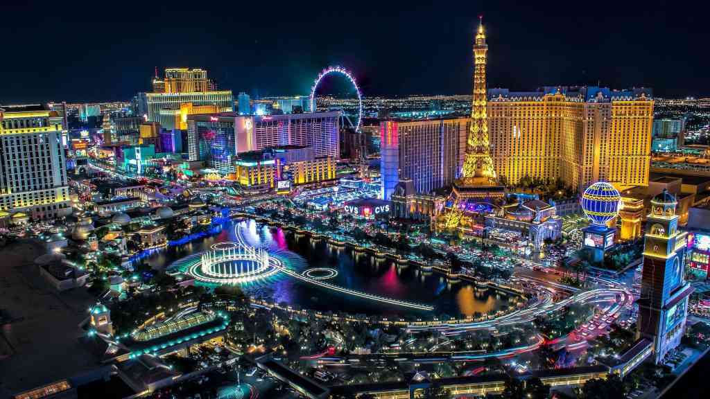 Las Vegas je světoznámým městem hazardu, zábavy a luxusu, které se nachází ve státě Nevada v USA. Toto město je považováno za jedno z nejvíce ikonických a nejnavštěvovanějších míst na světě.