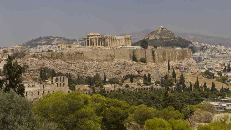 Athénská Akropolis – Symbol antické kultury a architektonického mistrovství
