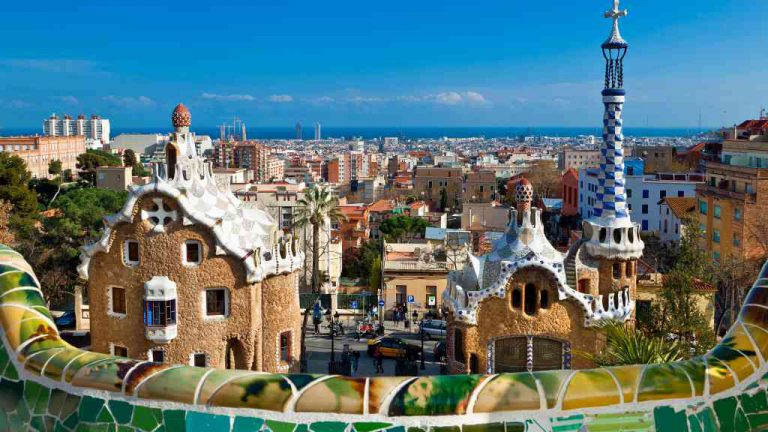 Barcelona – Perla Středomoří spojující historii a modernu
